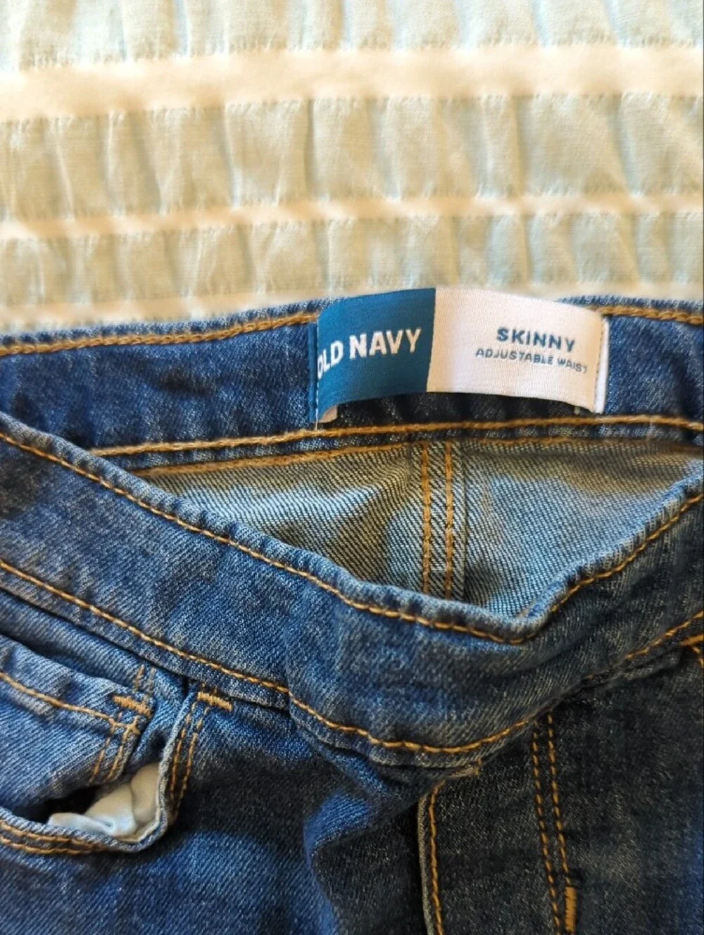 Old Navy four pairs